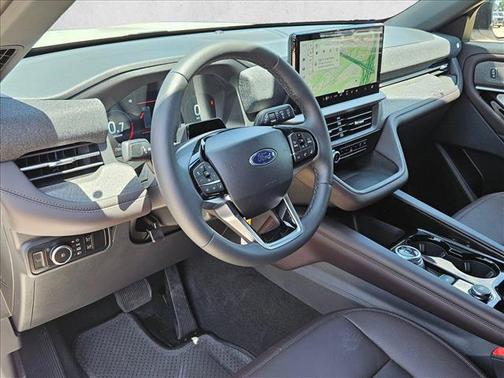 Star White Metallic Tri-Coat 2026 Ford Explorer Platinum