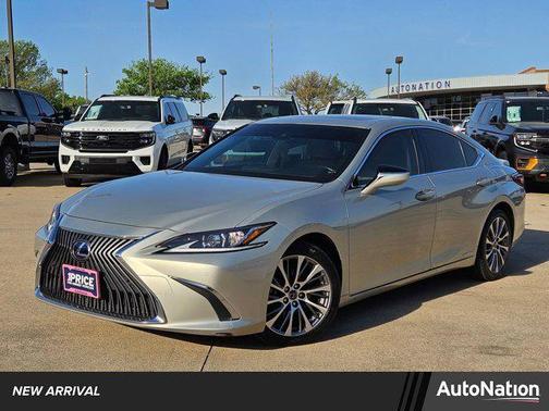 Moonbeam Beige Metallic 2019 Lexus ES 300h Ultra Luxury