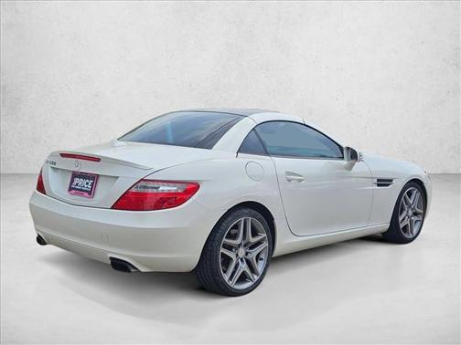White 2014 Mercedes-Benz SLK-Class SLK 250