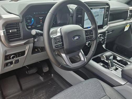 2025 Ford F-150 Lightning XLT