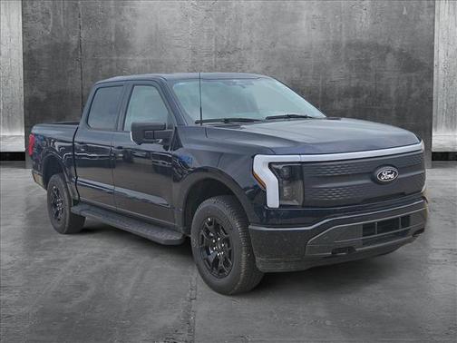 2025 Ford F-150 Lightning XLT