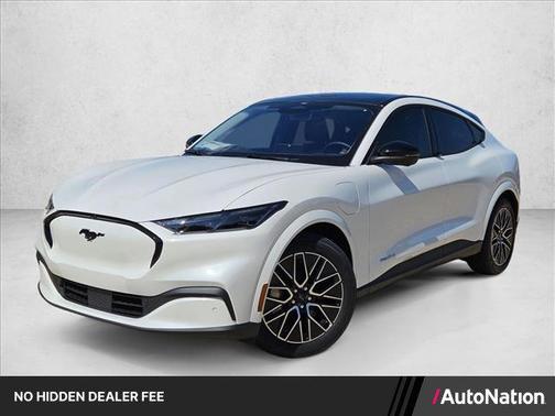 Star White Metallic Tri-Coat 2026 Ford Mustang Mach-E Premium