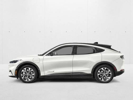 Star White Metallic Tri-Coat 2026 Ford Mustang Mach-E Premium