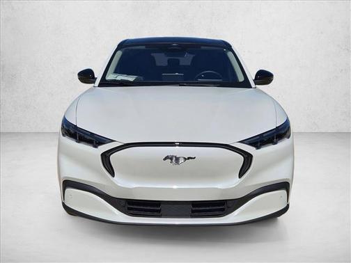 Star White Metallic Tri-Coat 2026 Ford Mustang Mach-E Premium