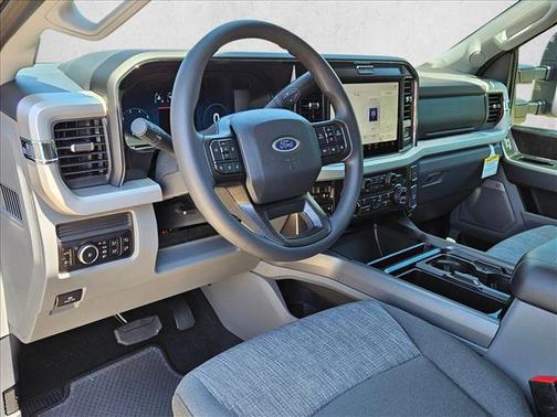 Agate Black Metallic 2026 Ford F-250 XLT