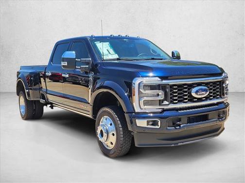 2025 Ford F-450 Platinum