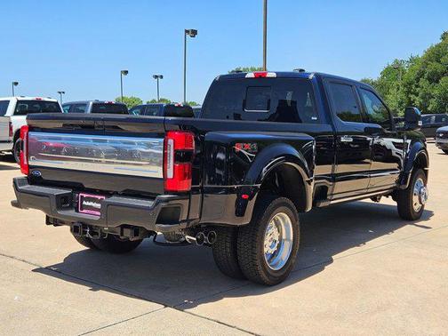 2025 Ford F-450 Platinum