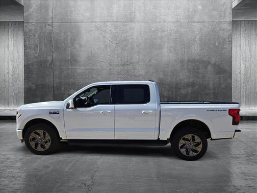 2025 Ford F-150 Lightning LARIAT