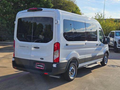 2025 Ford Transit-350 XL