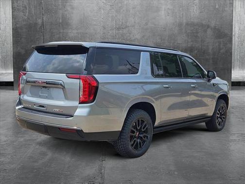2023 GMC Yukon XL 4WD AT4