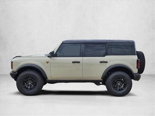 Desert Sand 2026 Ford Bronco Badlands