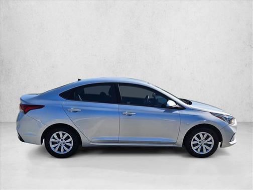 Olympus Silver 2018 Hyundai Accent SE