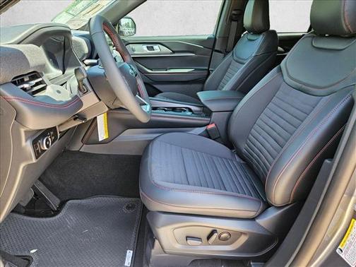 Carbonized Gray Metallic 2026 Ford Explorer ST-Line