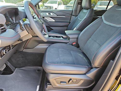 Agate Black Metallic 2027 Ford Explorer ST