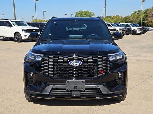 Agate Black Metallic 2027 Ford Explorer ST