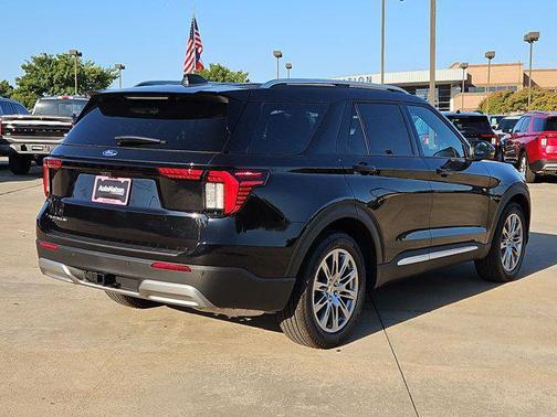 Agate Black Metallic 2026 Ford Explorer Platinum
