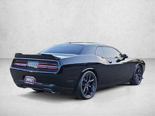Pitch Black Clearcoat 2020 Dodge Challenger R/T