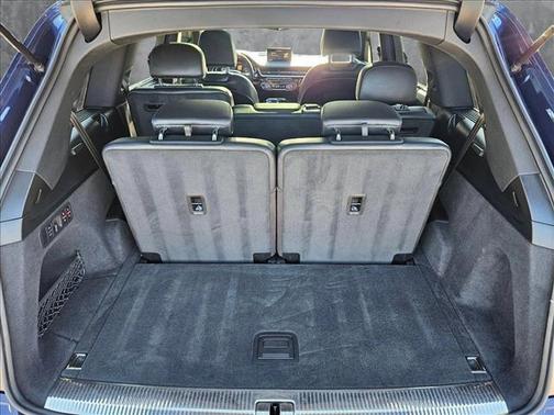 2019 Audi Q7 55 Premium Plus