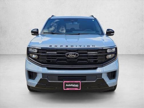 Glacier Gray Metallic Tri-Coat 2026 Ford Expedition Max Platinum