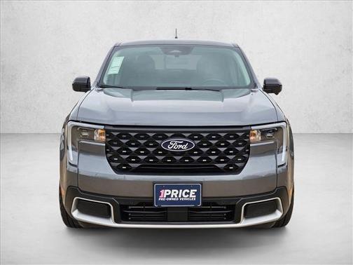 Carbonized Gray Metallic 2025 Ford Maverick Lariat