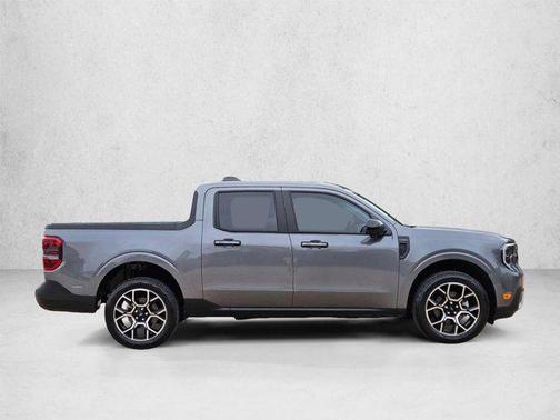 Carbonized Gray Metallic 2025 Ford Maverick Lariat