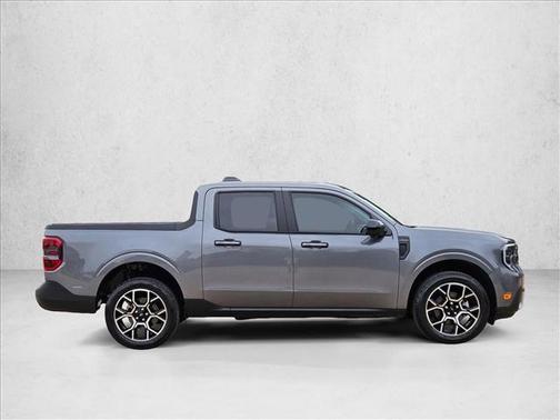 Carbonized Gray Metallic 2025 Ford Maverick Lariat