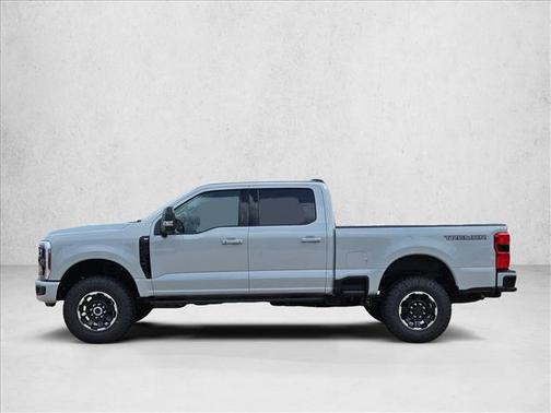 Avalanche 2026 Ford F-250 XLT