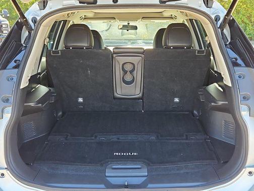 Brilliant Silver 2016 Nissan Rogue SL