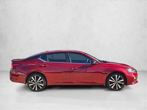 2021 Nissan Altima SR Intelligent AWD