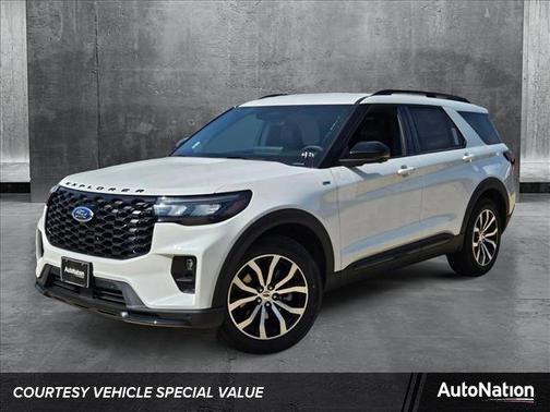 2025 Ford Explorer ST-Line