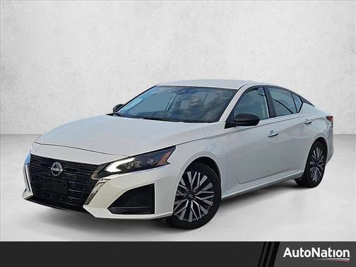 2025 Nissan Altima SV FWD