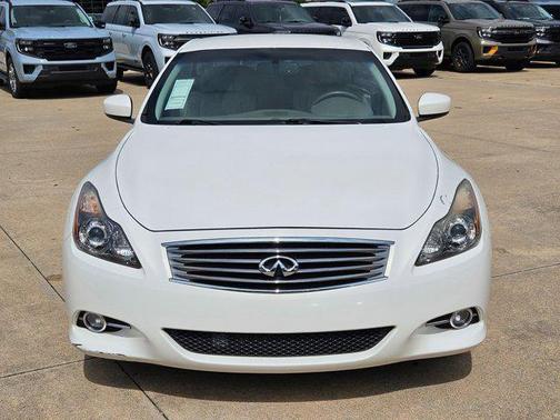 Moonlight White 2013 INFINITI G37 Base