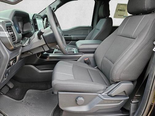 Agate Black Metallic 2026 Ford F-150 STX