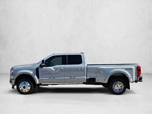 2026 Ford F-450 Platinum