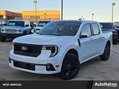 2025 Ford Maverick Lobo Standard