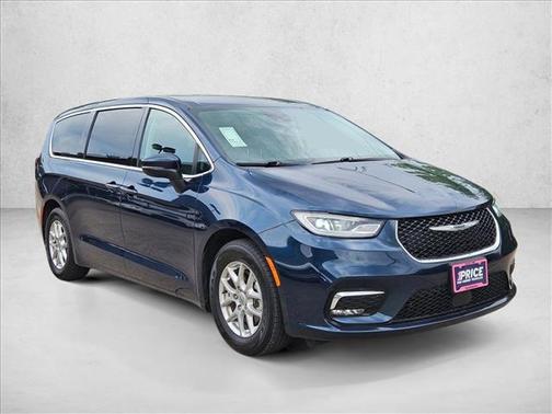 Fathom Blue Pearlcoat 2023 Chrysler Pacifica Touring L