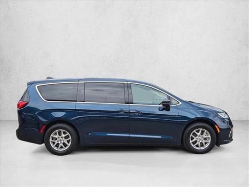 Fathom Blue Pearlcoat 2023 Chrysler Pacifica Touring L