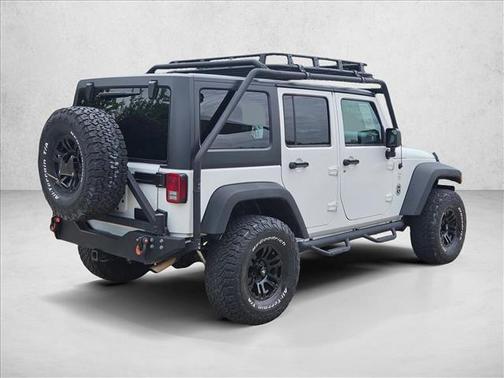 Bright White Clearcoat 2014 Jeep Wrangler Unlimited Sport