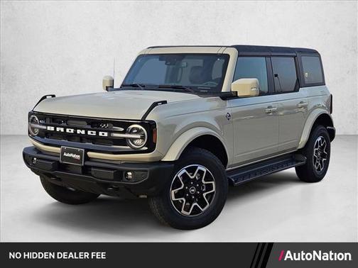 Desert Sand 2025 Ford Bronco Outer Banks