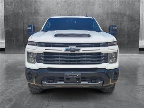 2024 Chevrolet Silverado 2500 Custom