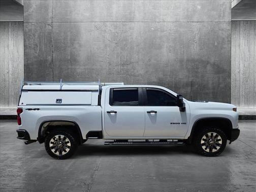 2024 Chevrolet Silverado 2500 Custom