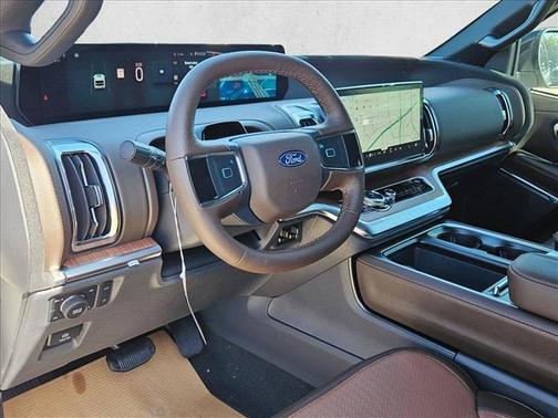 Star White Metallic Tri-Coat 2026 Ford Expedition Max King Ranch