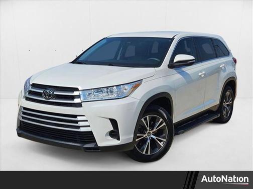 2019 Toyota Highlander LE I4