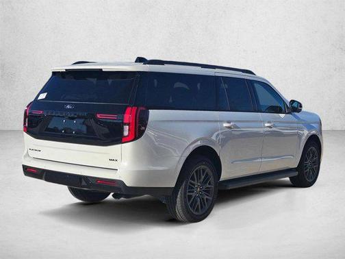 Star White Metallic Tri-Coat 2026 Ford Expedition Max Platinum
