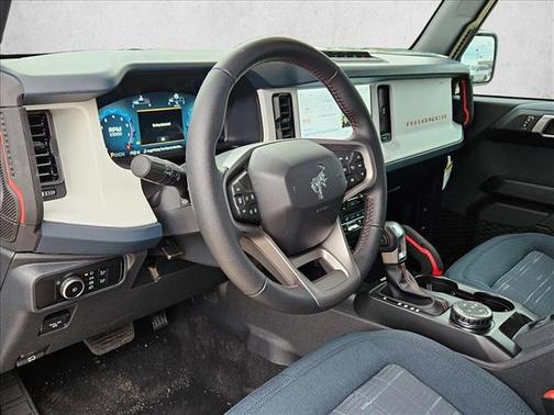 Oxford White 2026 Ford Bronco Heritage Edition