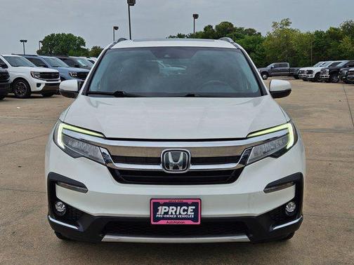 White Diamond Pearl 2019 Honda Pilot Touring 8-Passenger