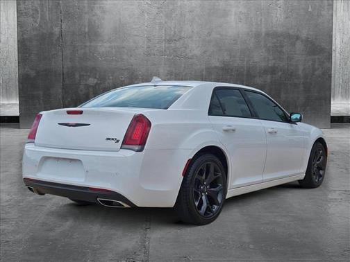 2023 Chrysler 300 S