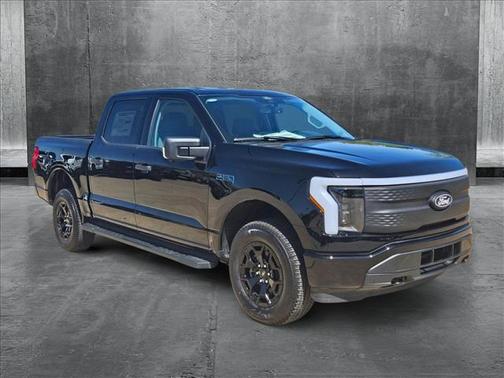 2025 Ford F-150 Lightning XLT