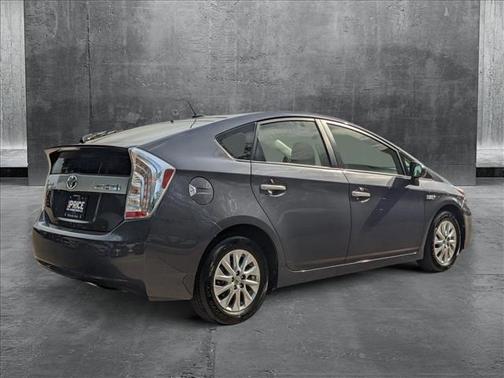 2015 Toyota Prius Plug-in Base