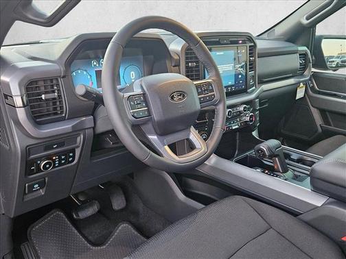 Agate Black Metallic 2026 Ford F-150 XLT